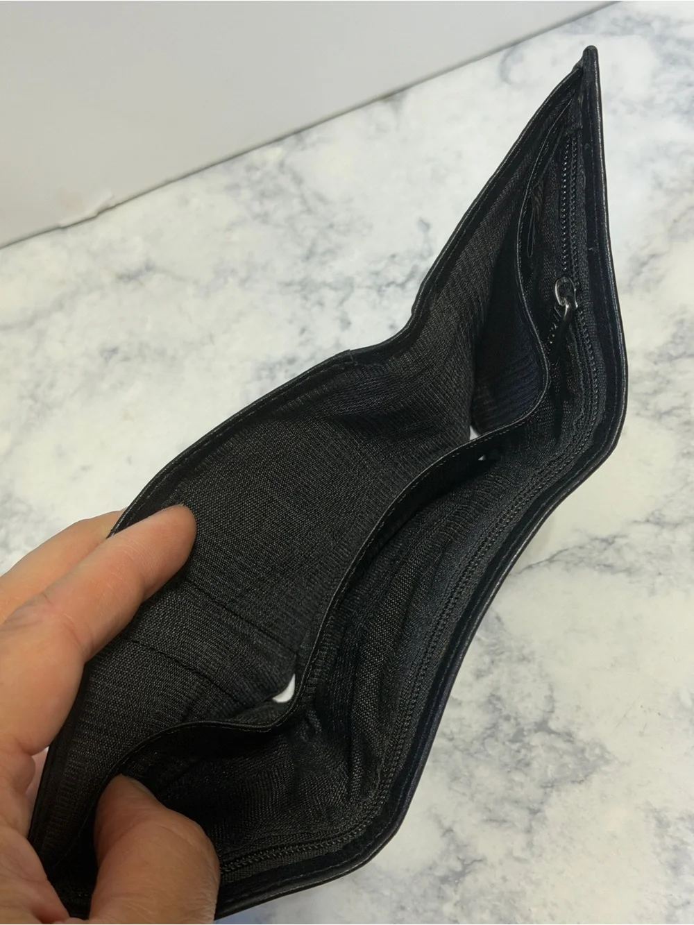 Fossil Evan zip black leather slim trifold men’s wallet